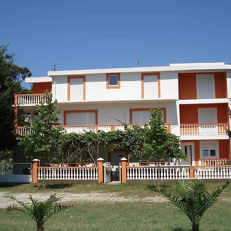 Apartments Brnjada Сутоморе Екстериор снимка