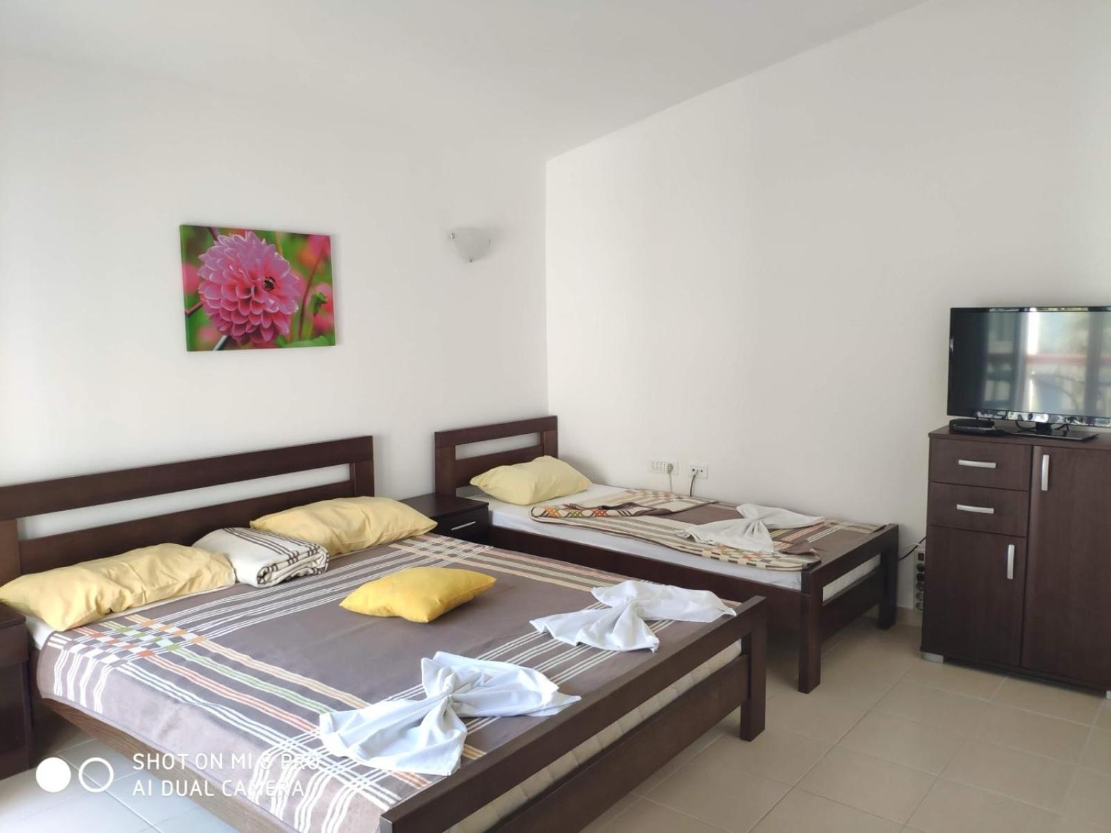 Apartments Brnjada Сутоморе Екстериор снимка