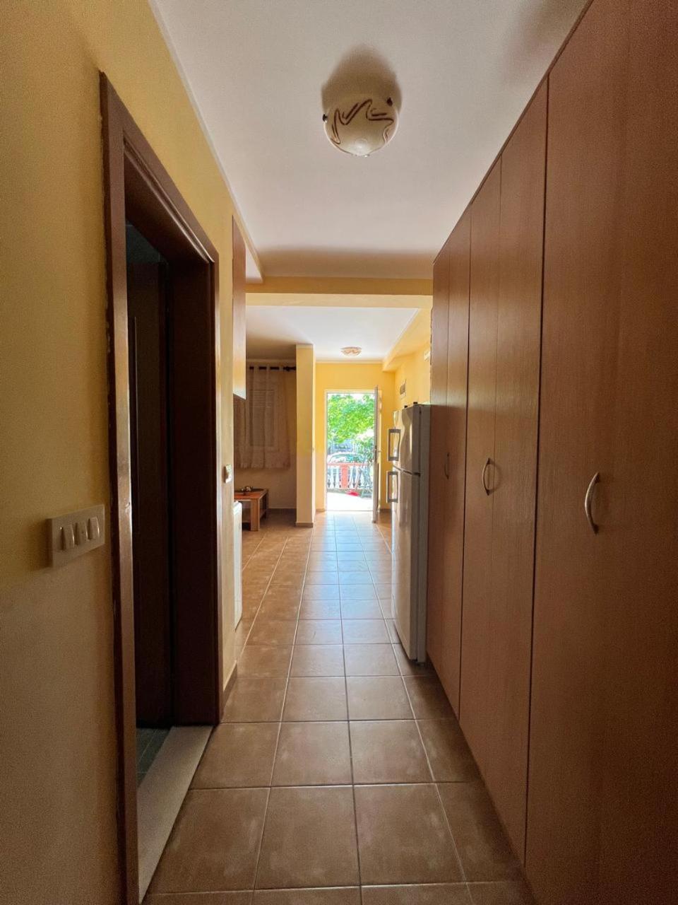 Apartments Brnjada Сутоморе Стая снимка