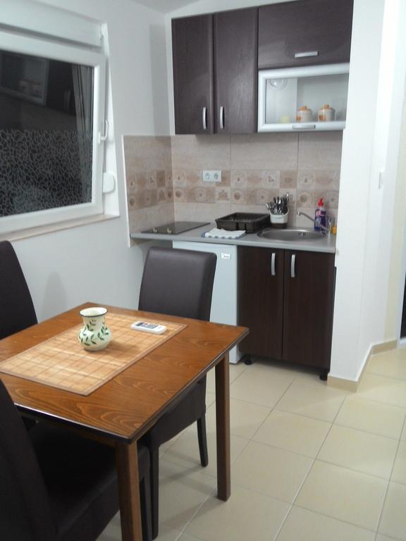 Apartments Brnjada Сутоморе Екстериор снимка